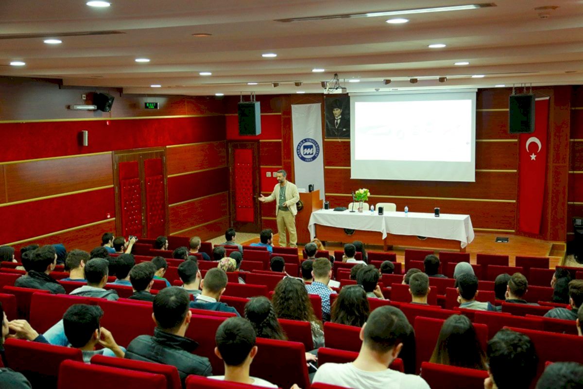 Fotograf Egitmeni Orhan Gurbuz