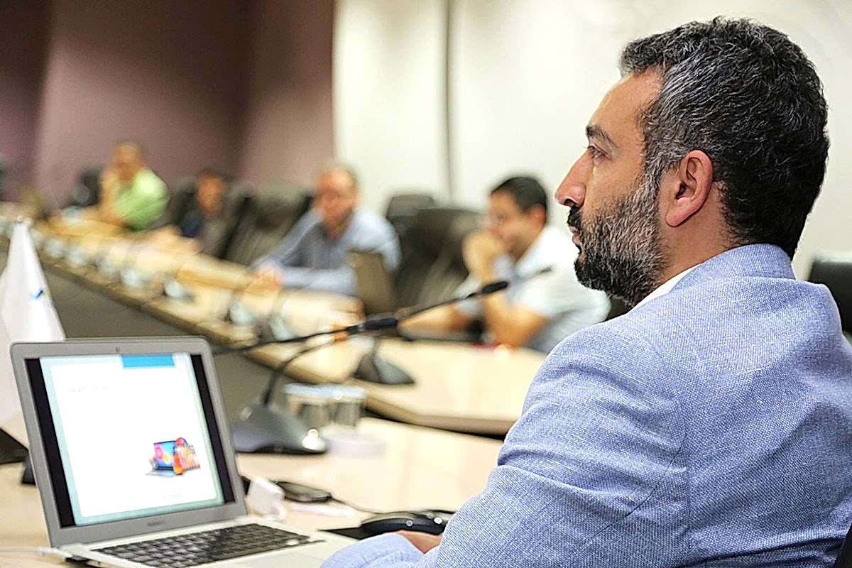 Girisimci Orhan Gurbuz