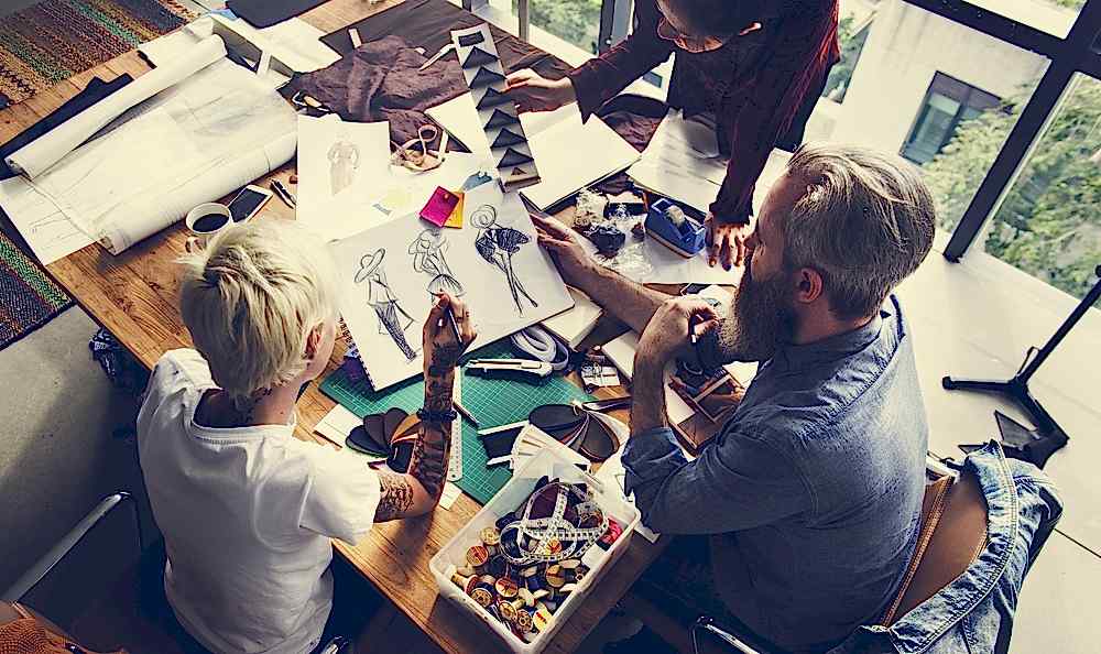 Moda Ve Tekstil Tasarimi Egitimi